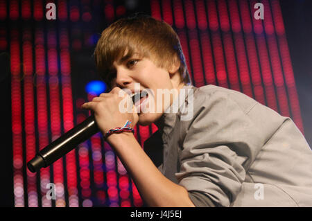 Justin Bieber führt auf KIIS FM Wango Tango 2010 im Staples Center am 15. Mai 2010 in Los Angeles, Kalifornien. Stockfoto