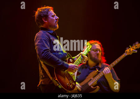 Sturgill Simpson führt auf 2017 Beale Street Music Festival in Tom Lee Park in Memphis, Tennessee am 7. Mai 2017. Stockfoto