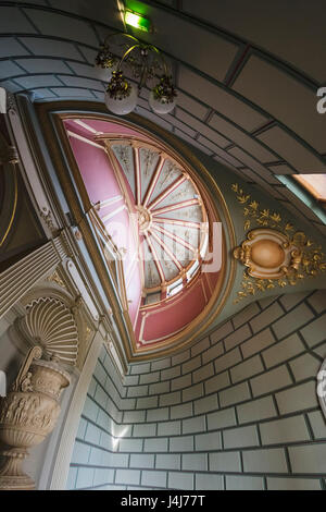 Stock Foto - Interieur der rumänischen Athenaeum (Ateneul Român) Concert Hall in Bukarest, Rumänien Stockfoto