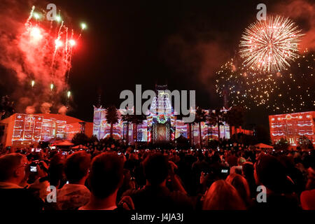 "Jingle Bell, Jignle Bam" Weihnachten Feuerwerk im Disney Hollywood Studios Orlando Stockfoto