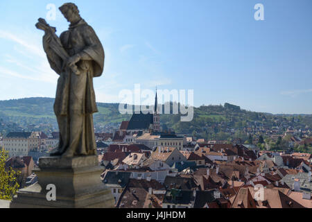 Cesky Krumlov, einer Stadt mit beeindruckenden Burg auf einer der Horseshoe Bend der Moldau, Tschechien. Stockfoto