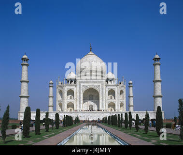 Indien, Agra und das Taj Mahal Becken, Tadsch Mahal, Mausoleum, im Jahre 1648, Safawidisch Persisch, Einrichtungsstil: Moguldynastie, UNESCO-Weltkulturerbe, Wasser, Spiegelung Stockfoto