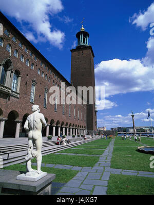 Schweden, Stockholm, Stadthaus, Park, Besucher außerhalb Skandinavien, Stadt, Hauptstadt, Sitz der macht, Stadthaus, Rathaus, Wahrzeichen, Ort von Interesse, Turm, 106 m, Struktur, Gebäude, Architektur, baut 1911-1923, Baustil, Nationalromantik Stockfoto