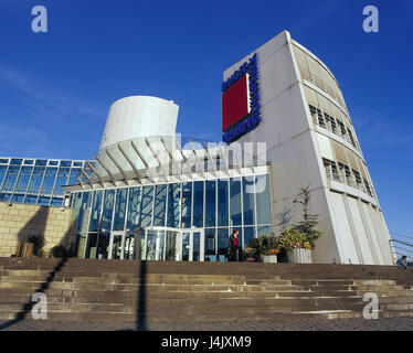 Deutschland, Köln, Imhoff Stollwerck Schokolade Museum, Eingangsbereich, North Rhine-Westphalia, Museum, Schokoladenmuseum, Schokoladenmuseum, Gebäude, Struktur, Eingang, Glasfront, Treppen, Sehenswürdigkeit, außerhalb anzeigen Stockfoto