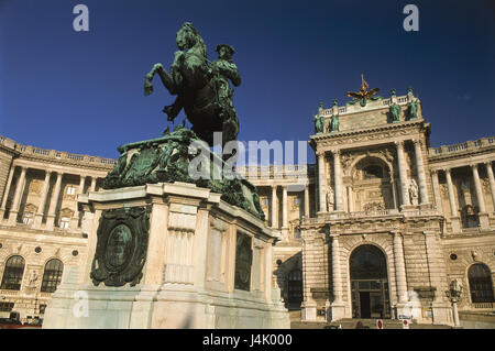 Österreich, Wien, heroischen quadratisch, New Castle, Reiterstatue Europa, Bundeshauptstadt, Kapital, quadratisch, Gebäude, Palast, Baustil, Architektur, Architektur, Barockfassade, Statue, Bronzestatue, bluten, Park, Park, Tourist, Ort von Interesse, die Kultur, die Straße der Kaiser und Könige Stockfoto