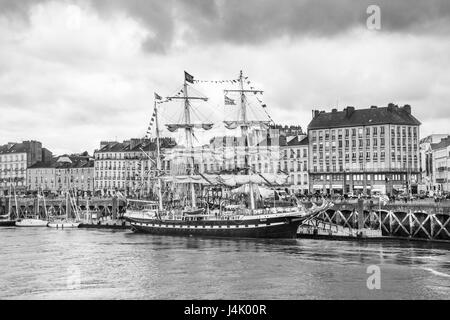 Frankreich, Pays De La Loire; Nantes, Dreimaster Viermastbark, die "Belem" am Quai De La Fosse, die Belem festgemacht ist die älteste französische Segelschiff in hergestellt Stockfoto