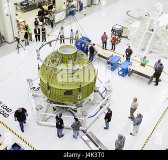 Staats-und Regierungschefs der 920th Rettung Flügel hatte die Gelegenheit, Lockheed Martin Orion Anlage, befindet sich am Kennedy Space Center, Florida, 9 Februar im Rahmen kontinuierlicher Prozess Verbesserung Senior Leader Training natürlich der Flügel Zweitages-tour. Dieses Foto der Anlage ist mit freundlicher Genehmigung von Lockheed Martin. Stockfoto