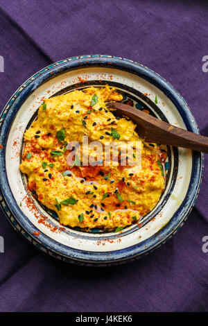 Curry-hummus Stockfoto