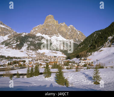 Italien, Dolomiten, Misurina, lokale Ansicht, Schnee, Europa, Südeuropa, Repubblica Italiana, Norditalien, Südtirol, Alto Adige, Berge, Berge, Berglandschaft, Ort, Platz, Urlaubsort, Saison, winter Stockfoto