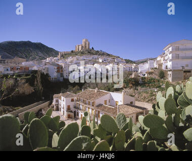 Spanien, Andalusien, Velez Blanco, Blick auf die Stadt, Burg Europas, Provinz Almeria, 'weiße Stadt', Pueblos Blancos, Häuser, Wohnhäuser, Hill, Schloss, Burg, Renaissance-Bau im Jahr 1506 - 1515, Struktur, Architektur, Ort von Interesse, Tourismus Stockfoto