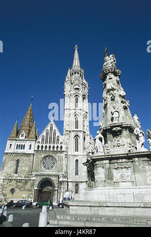 Ungarn, Budapest, Burg vierter, Matthias Kirche, Trinity Säule Europa, Magyarország, Magyar Köztársaság, Stadt, Hauptstadt, Stadtteil Buda, Ort von Interesse, Matthiaskirche, Matyas Templom, Liebe Kirche Notre-Dame, Säule, Kirche, Heilige Bau baut in 1255-1269, Ort von Interesse, Hallenkirche, Struktur, Architektur, Baustil, gotischer Bau, Kirchturm Stockfoto