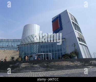 Deutschland, Köln, Imhoff Stollwerck Schokolade Museum, Eingang Bereich, Ansicht, Besucher North Rhine-Westphalia, Museum, Schokoladenmuseum, Schokoladenmuseum, Gebäude, Struktur, Eingang, Glasfront, Treppen, Sehenswürdigkeit, draußen Stockfoto