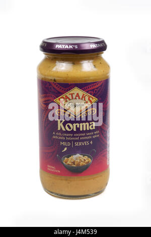 Patak's Korma Cooking Sauce Teil der Reichweite der Patak Saucen durch Associated British Foods im Besitz Stockfoto