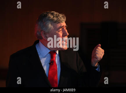 Ehemalige Prime Minster Gordon Brown anlässlich einer arbeitsrechtlichen Kampagne Veranstaltung im Teatro Adam Smith in Kirkcaldy. Stockfoto