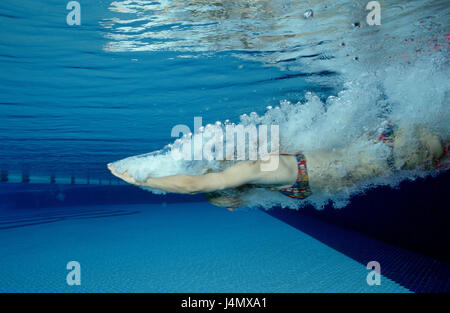 Frau, Crack, Schwimmbäder, Tauchen Stockfoto