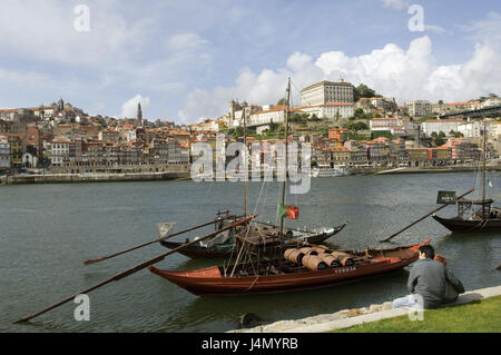 Vila Nova da Gaia Fluss Douro, "Rabelos", Schiffe, Hafen Fässer, Porto, Portugal, Stockfoto