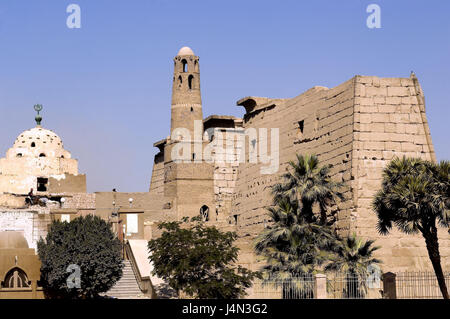 Ägypten, Nil, Luxor, Luxor Taltempel, Abu el-Haggag-Moschee, Stockfoto