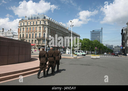Lettland, Riga, Neustadt, Freiheitsdenkmal, wach Soldat, Stockfoto