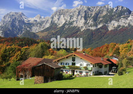 Deutschland, Oberbayern, Berchtesgadener Land, Berchtesgadener Alpen, Bauernhof, bluten Alp, Herbst, Stockfoto