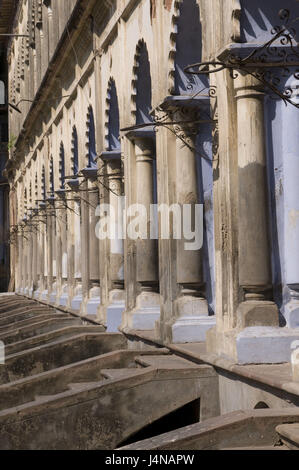 Imambara, alt, Muslim, Moschee, Säule Kolonnade, Detail, Kalkutta, Indien, Stockfoto