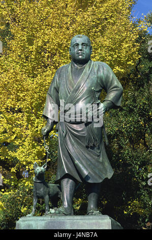 Honshu, Japan, Tokyo, Ueno park, Statue, Saigo Takamori, Asien, Ort von Interesse, Kultur, Tourismus, Bäume, Laubbäume, Herbst, Bronzestatue, Samurai, Stockfoto