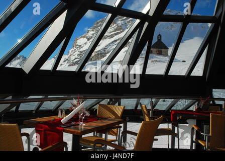 Deutschland, Bayern, Zugspitze, Panorama-Restaurant, "Gletschergarten", Maria Heimsuchung Band, Oberbayern, Alpen, Berge, Berge, Zugspitze niedrig deutscher, Glas runden Blumenbeet, SonnAlpin, Glas-Stahl-Konstruktion, Architektur, Gebäude, Berggastronomie, Gastronomie, Restaurant, Band, Glasdach, Panoramadach, Ansicht, Rundumsicht, Berglandschaft, Landschaft, Schnee, Tabellen, bedeckt, elegant, platzieren von Interesse, niemand, innen, Stockfoto