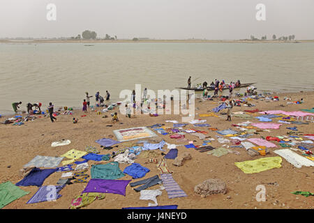 West-Afrika, Mali, Niger-Binnendelta, Stadt Mopti flux Bani, Hafen, Boot, Wäsche Sulcuses, Stockfoto
