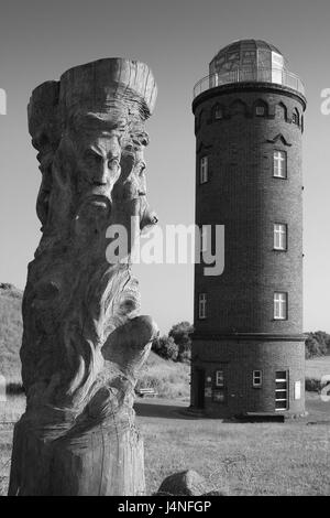 Skulptur, mit Turm, Perspektive, relative Bedeutung, Schwarzweiß, Deutschland, Mecklenburg-Vorpommern, Rügen, Kap Arkona, in der Burg-Ufer, Stockfoto