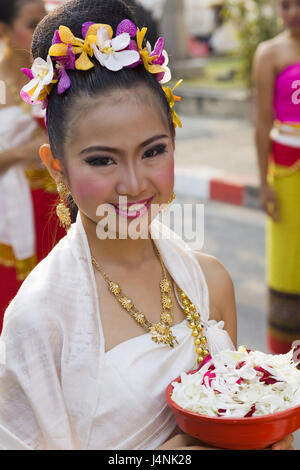 Thailand, Chiang Mai, Chiang kann Festival Blumenkorso, Frau, jung, festlich, Porträt, Stockfoto