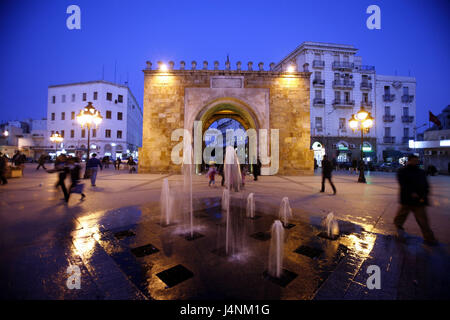 Tunesien, Tunis, Old Town, Place De La Victoire, Bab el Bhar, gut, am Abend, Stockfoto