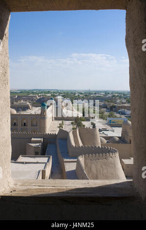 Blick auf die Moscheen und Medressas in der Festung Ichon Qala, Chiwa, Usbekistan, Stockfoto