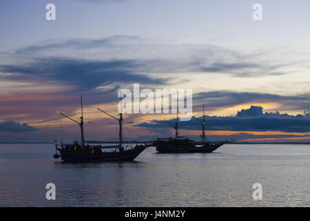 Tauch Kreuzfahrt vor Sorong, Raja Ampat, West Papua, Indonesien Stockfoto