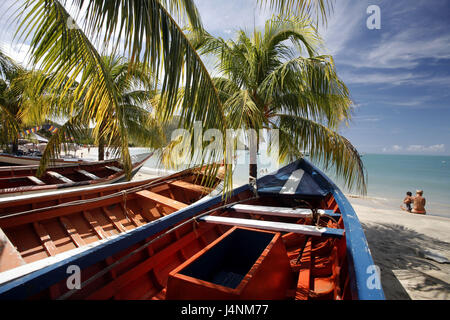 Venezuela, Isla Margarita, Pedro Gonzalez, Playa Pedro Gonzalez, Fischerdorf, Strand, Palmen, Stiefel, Stockfoto