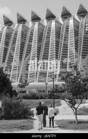 eine Calatrava Architektur Prinz Filipe Science Museum an der kulturellen Zentrum Stadt der Künste und Wissenschaft, schwarz und weiß, Valencia, Spanien Stockfoto