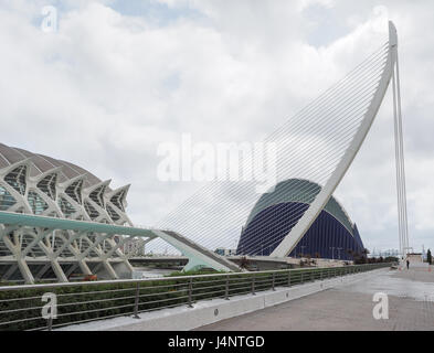 einen Überblick über die Agora Calatrava Architektur Prinz Filipe Science Museum an der kulturellen Zentrum Stadt der Künste und Wissenschaften in Valencia, Spanien Stockfoto