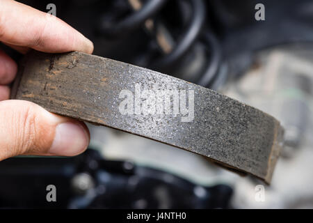 Motorrad-Trommel-Pausen-Schuh getragen Stockfoto