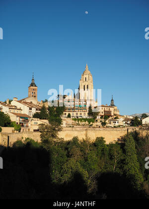 weit Blick auf Kathedrale Santa Maria Kathedrale Segovia, Spanien Stockfoto