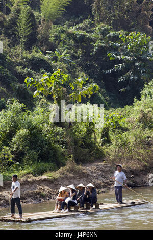 Thailand, Chiang Mai, Maetang Fluss, Floß, Tourist, Stockfoto