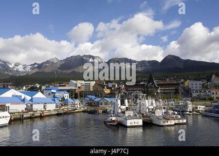 Argentinien, Feuerland, Ushuaia, Blick auf die Stadt, Hafen, Ushuaia Bay, Stockfoto