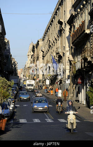 Italien, Insel Sizilien, Catania, via Vittorio Emmanuelle II, Straßenszene, Stockfoto
