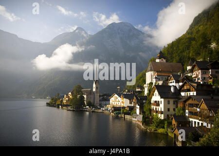 Österreich, Salzkammer Eigenschaft, Hallstatt, lokale Ansicht, See, Stockfoto