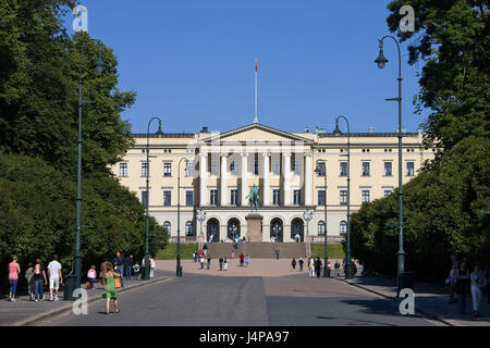 Norwegen, Oslo, Karl Johan Tor, Schloss, Stockfoto