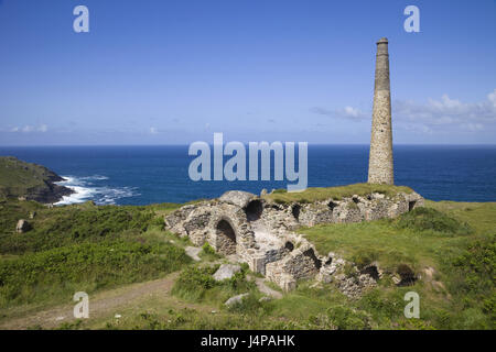 Großbritannien, England, Cornwall, Botallack mine, Schornstein, Stockfoto