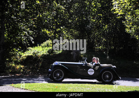 Auto Sport, historische Bergrennen, Oldtimer MG TC, Stockfoto