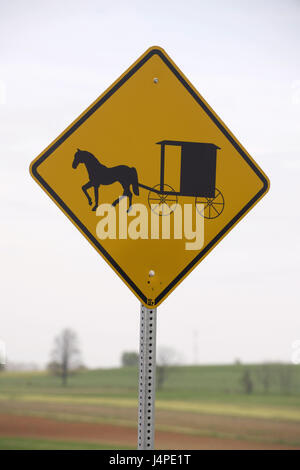 Die USA, die Vereinigten Staaten von Amerika, Pennsylvania, Lancaster Region, Amish Country, Zeichen, der Pferdekutsche, Stockfoto