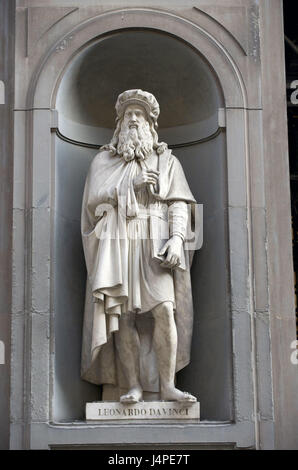 Italien, Toskana, Florenz, Statue, Leonardo Da Vinci, Galleria Degli Uffizi, Stockfoto