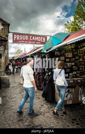 Die Ställe, Camden Market in NW1, London, UK Stockfoto