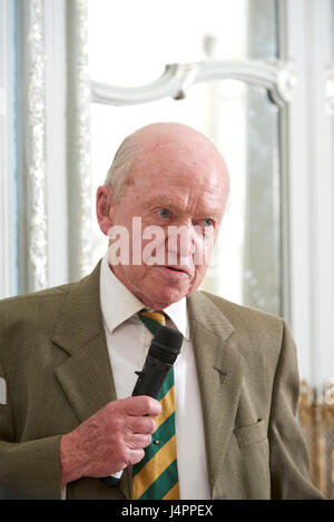 Edward Enfield in den Oldie literarische Mittagessen 09-05-17 Stockfoto