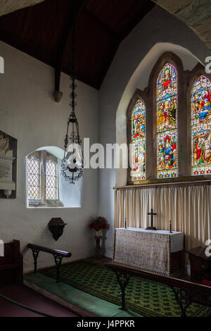 Innenraum der Kirche St Bega, auf dem Gelände des Mirehouse, in der Nähe von Keswick, Lake District, Cumbria Stockfoto