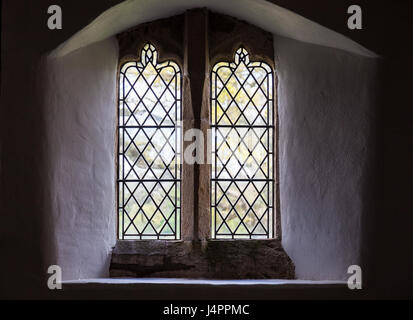 Innenraum der Kirche St Bega, auf dem Gelände des Mirehouse, in der Nähe von Keswick, Lake District, Cumbria Stockfoto